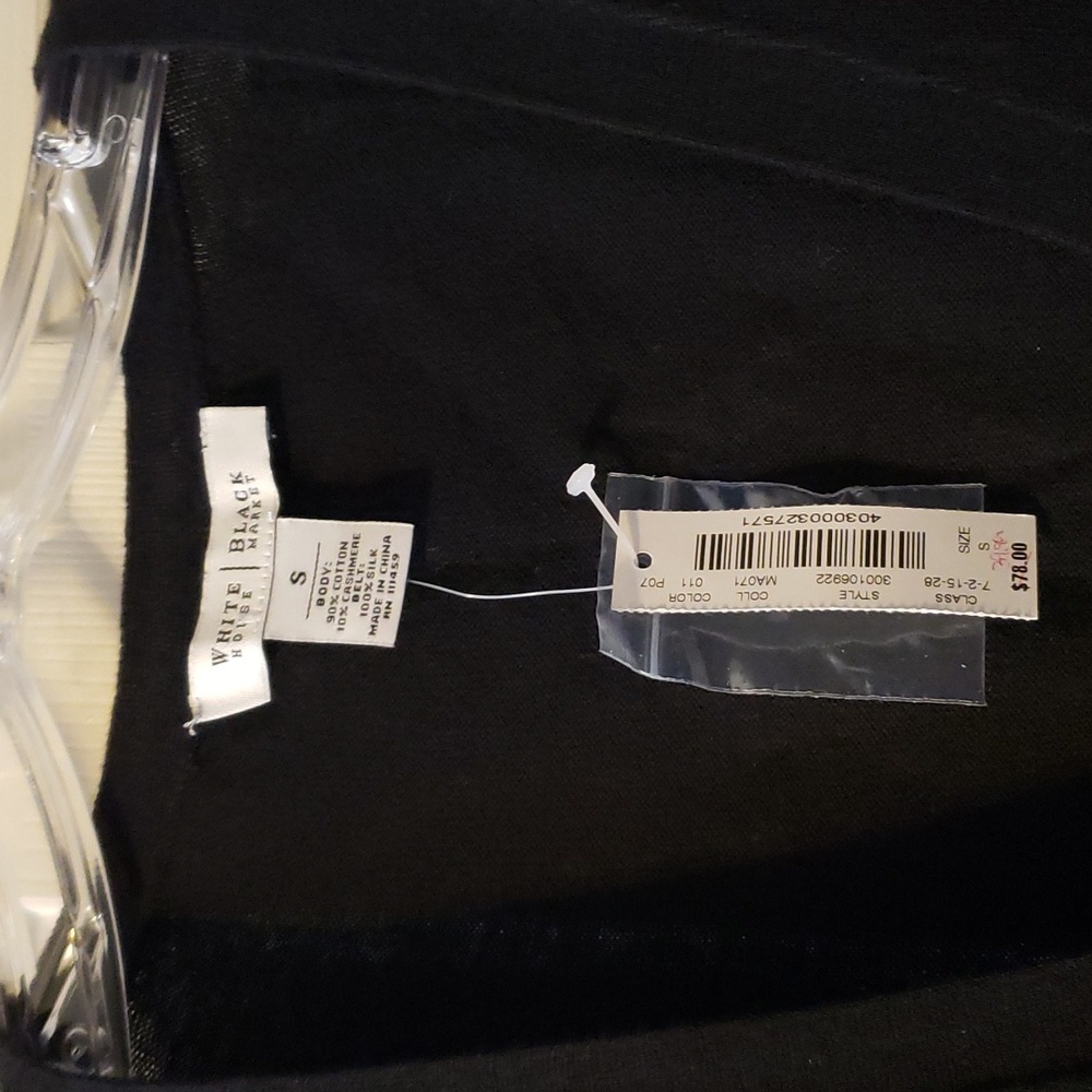 NWT WHBM Black Sweater with White buttons and sash. Size Small - Picture 4 of 5